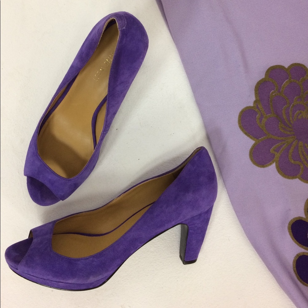 Nine West shoes lavender suede peep to Size 8