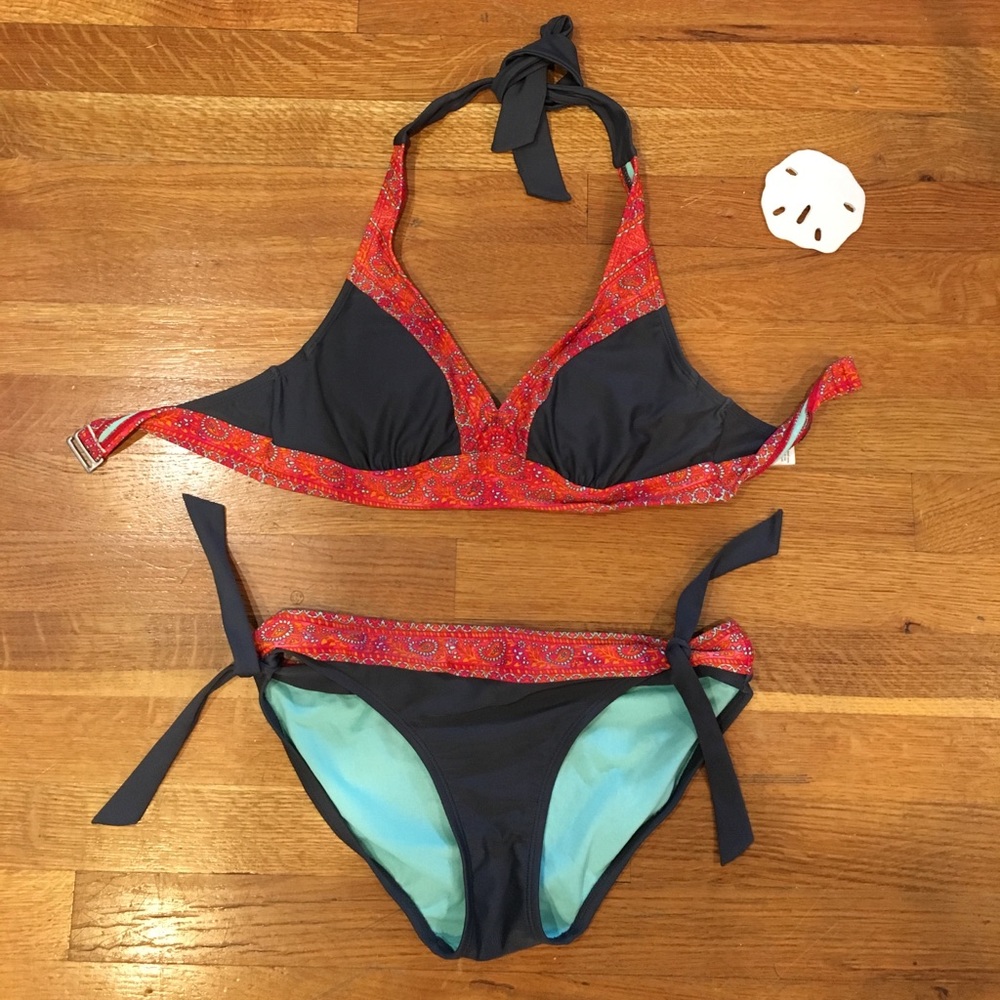 *Athleta Halter Bikini Top & Tie Bottom 👙