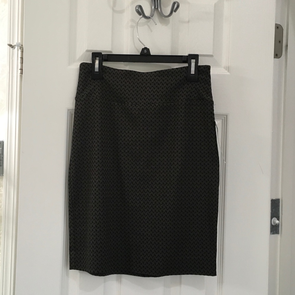 Printed pencil skirt
