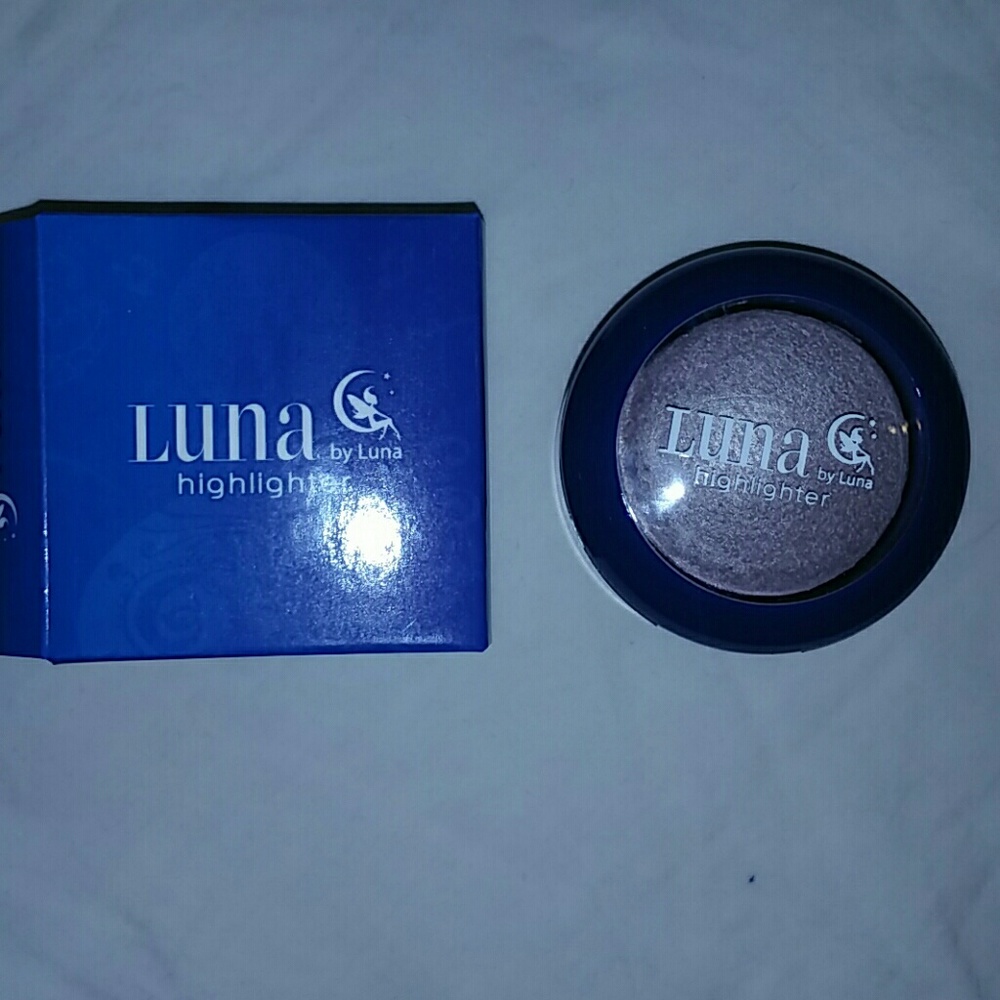 New Luna Cosmetics Calypso Highlighter