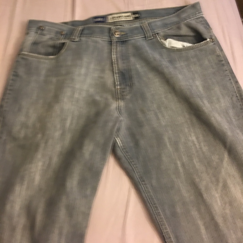 Gray washed jeans