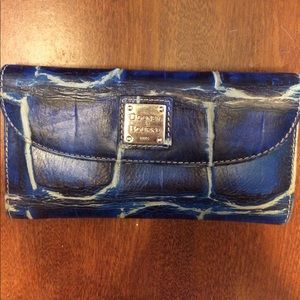 Dooney & Bourke Wallet