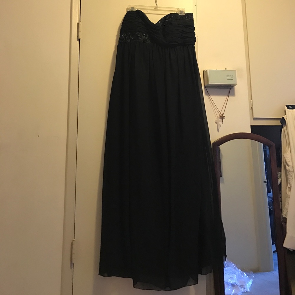 Maggy London Strapless beaded silk gown