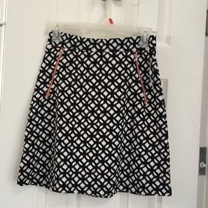 Black and white zip pocket skirt