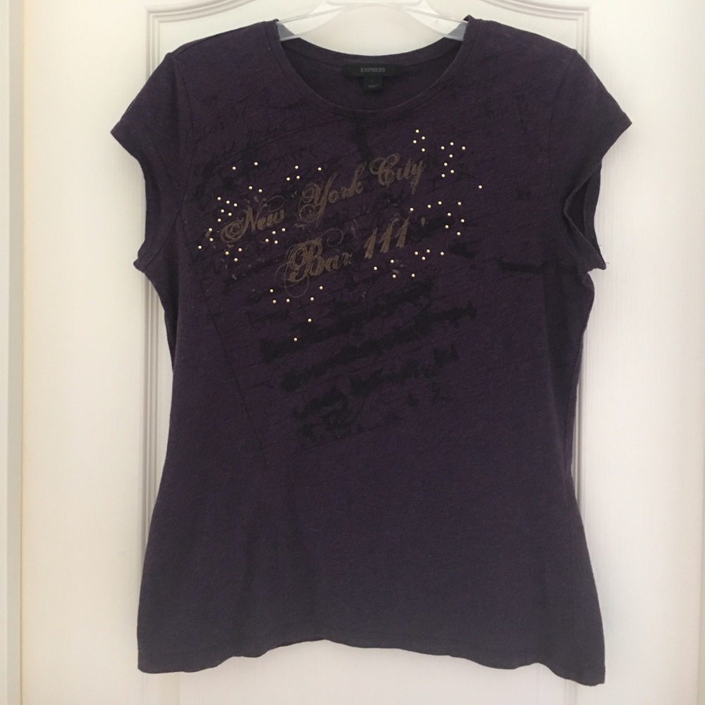 Express L purple tee New York City EUC