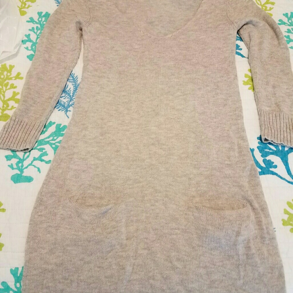 Soft knit Express sweater dress w/pockets