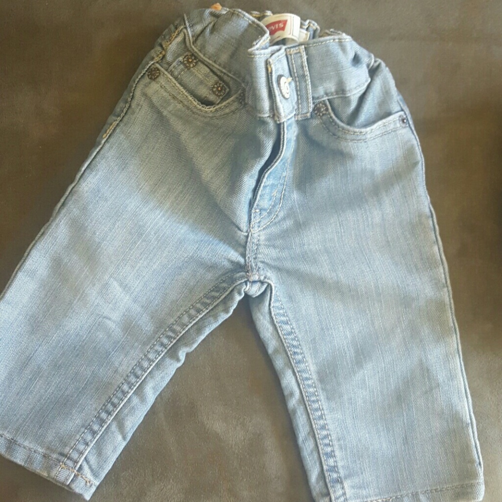 Infant levi bundle - Picture 2 of 3