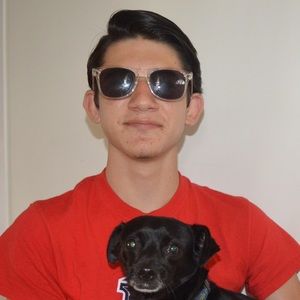 Meet your Posher, Gio