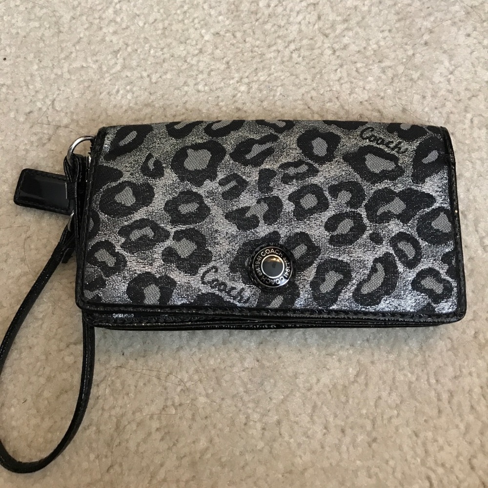 authentic coach wallet wristlet