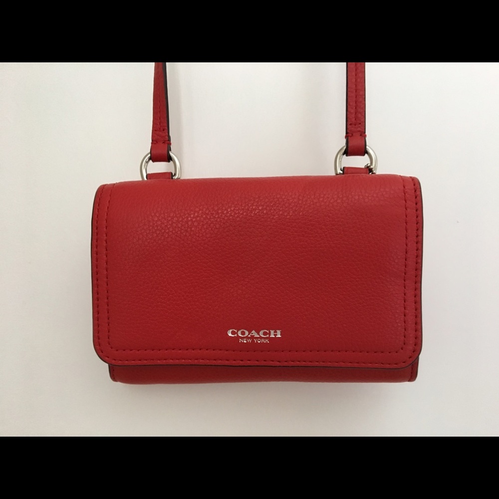 ❤️ Red Coach Purse ❤️