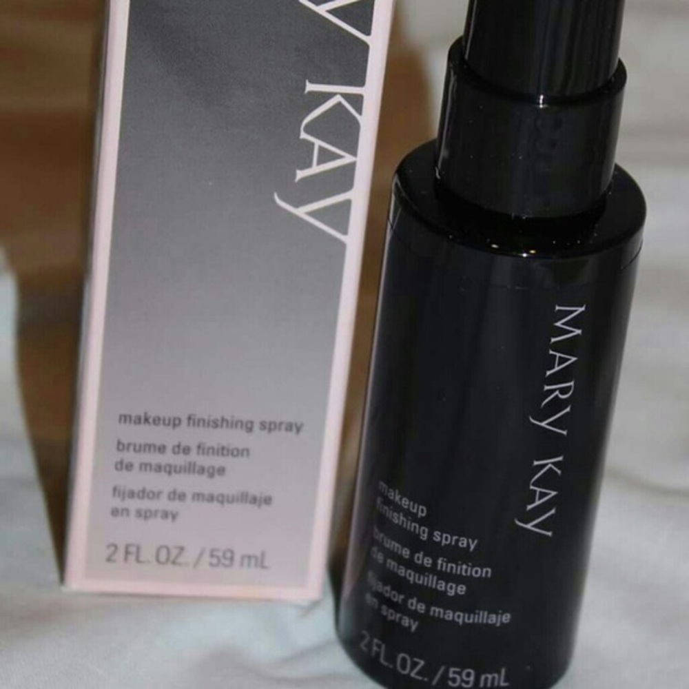 💎Mary Kay Makeup Finishing Spray💎