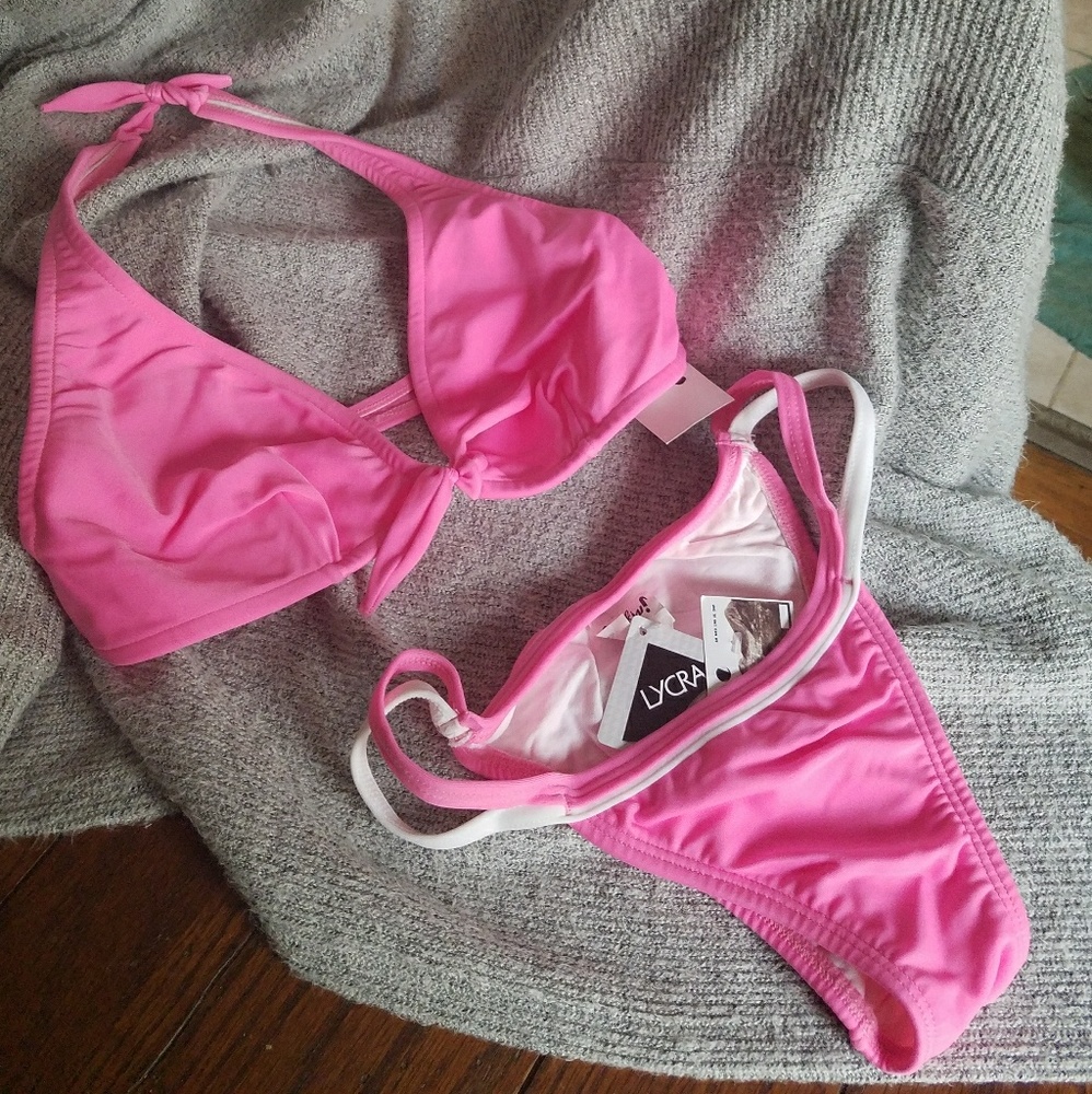 Fiu-Fiu! Brazilian Bikini