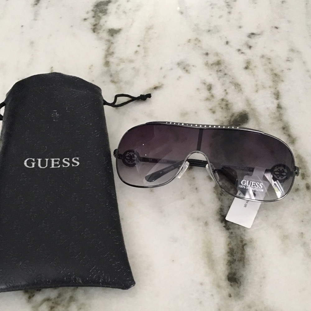 Guess Sunglasses 🕶