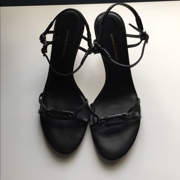 Shop by category Banana Republic Fits Shoe Size: Banana Republic Women's Crossover Slide, Black. by Banana Republic. $ $ 24 99 Prime. FREE Shipping on eligible orders. Some sizes are Prime eligible. BANANA REPUBLIC Eyeglasses Buffy 0JPZ Black Horn 53MM. by Banana Republic. $ $ 89