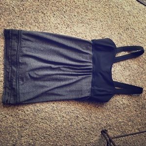 Lululemon work out top Size 8