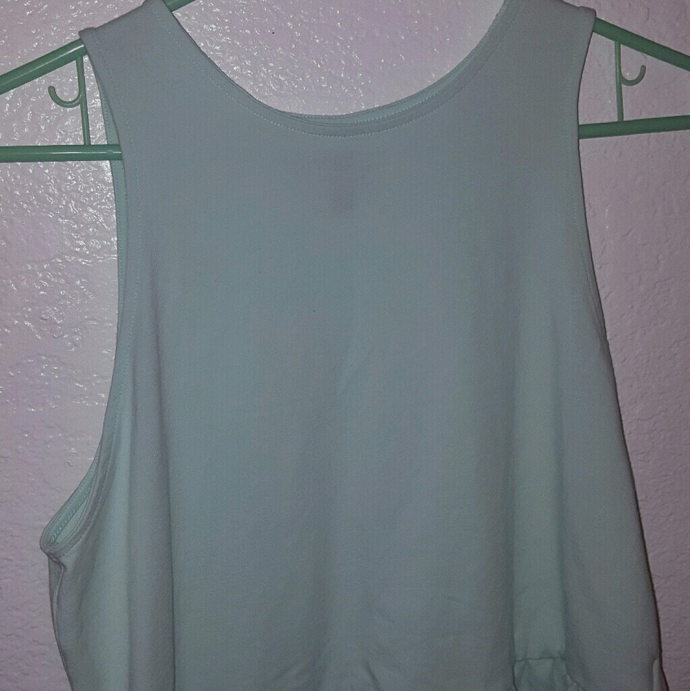 H&m green/mint crop top