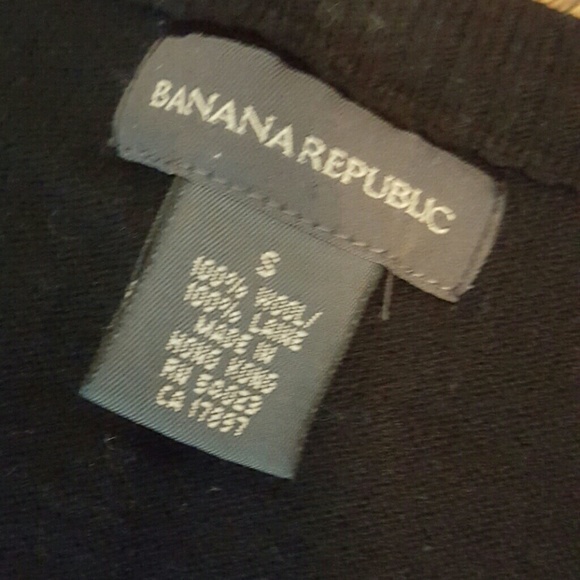 Banana Republic Sweater - Picture 4 of 4