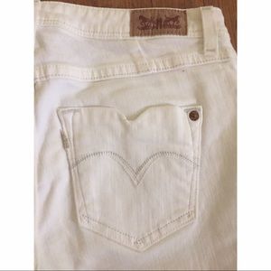 Levi White Jeans
