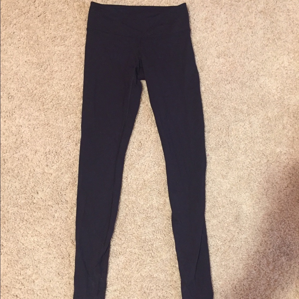 Lululemon black leggings