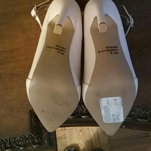 Shoes - Picture 4 of 4