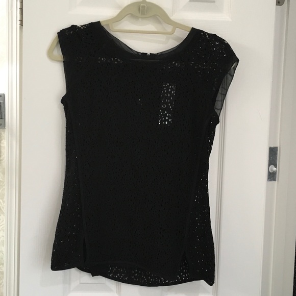 Black lace blouse with tank underneath - Picture 1 of 4