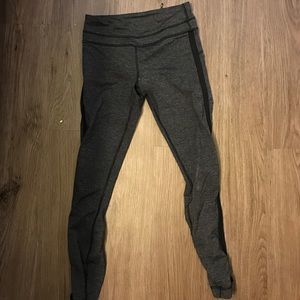 Lululemon yoga pants