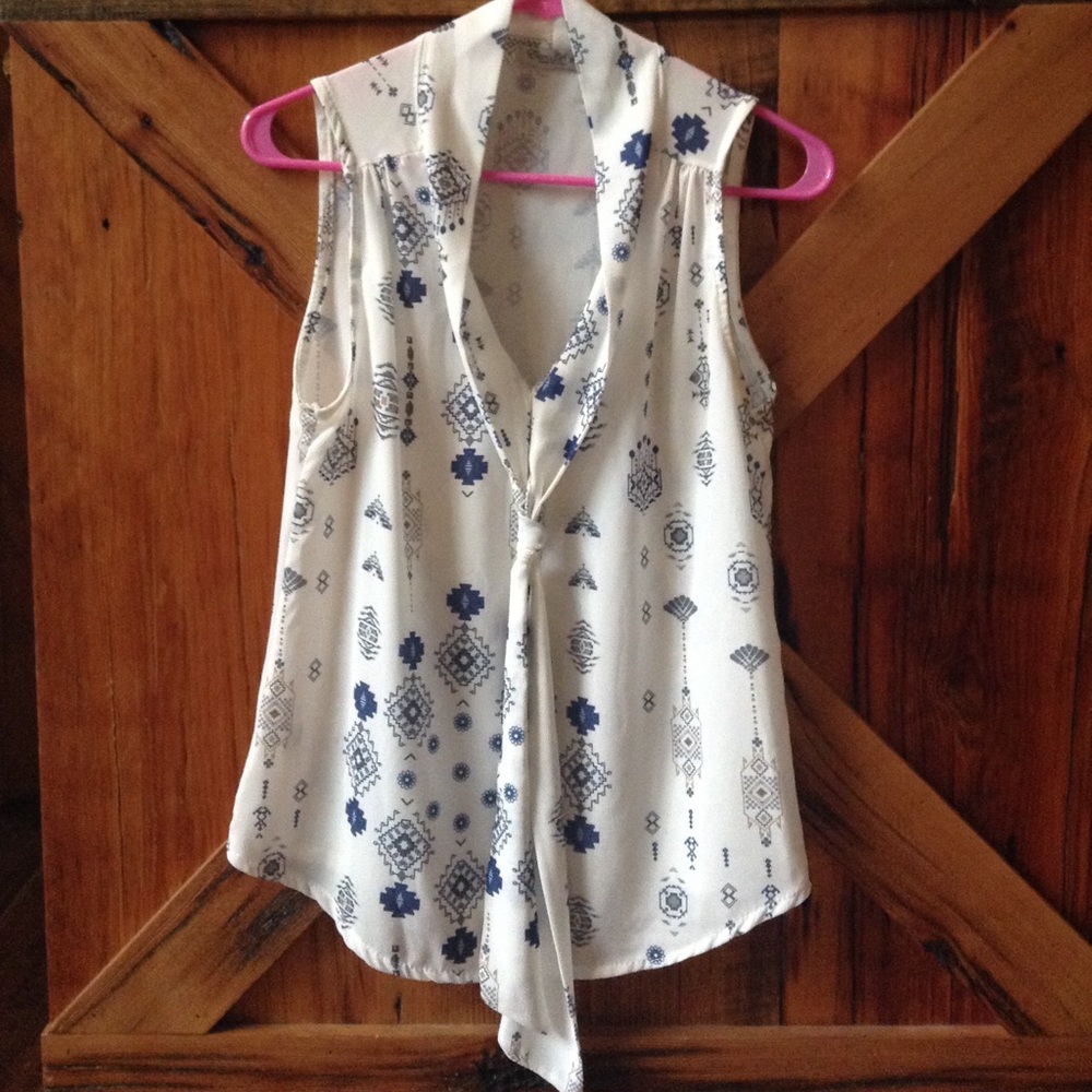 Elena baldi. sleeveless blouse