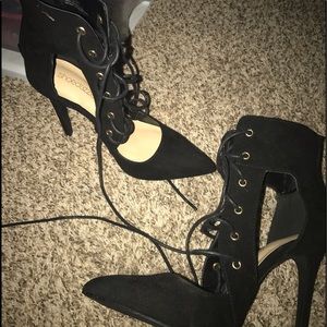 Black heels that tie up