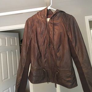 Hinge leather jacket