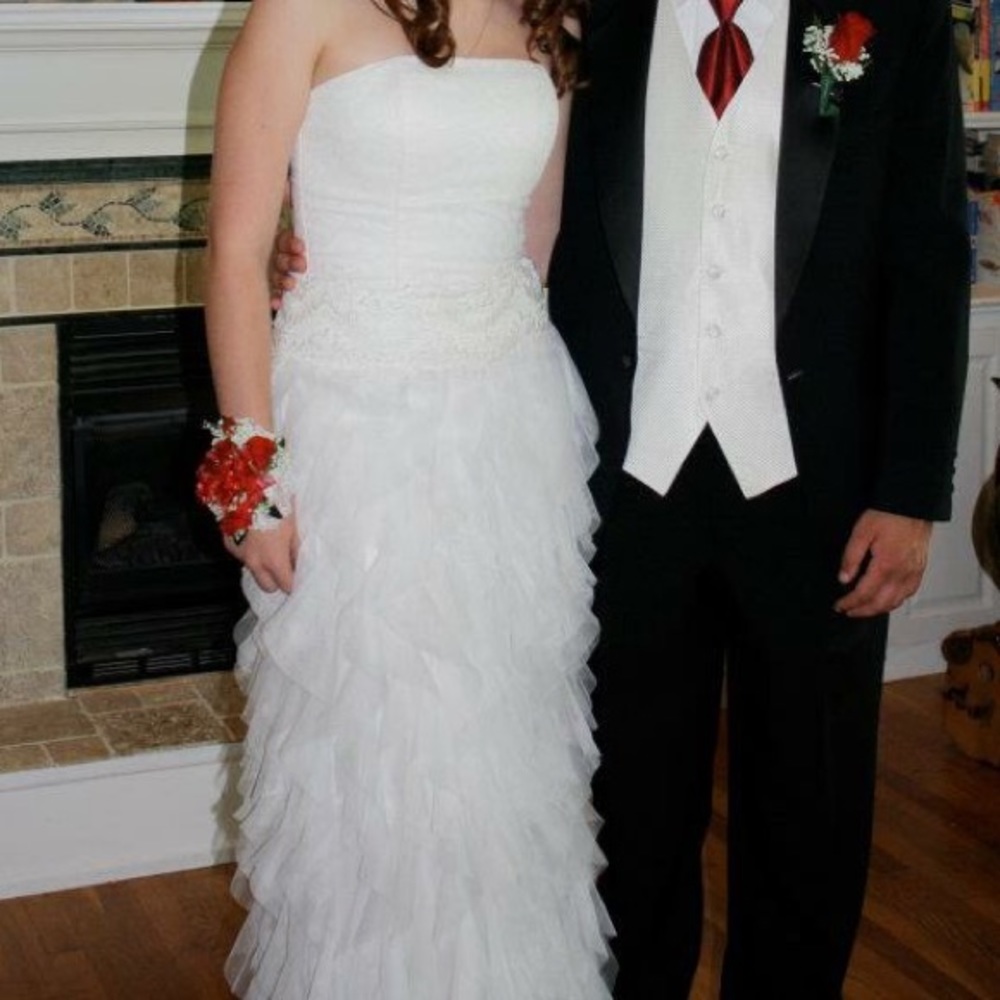 White Ruffled Gown - Picture 2 of 3