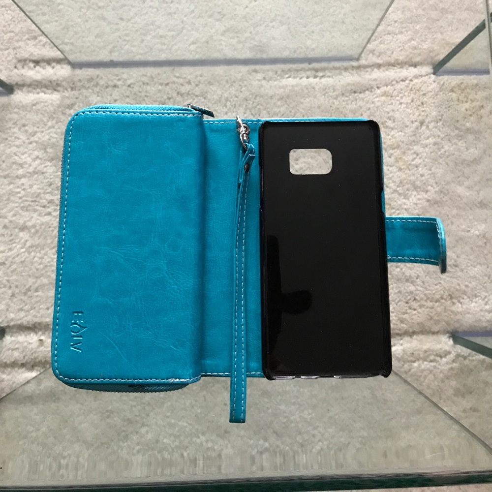 Phone case - Picture 2 of 3