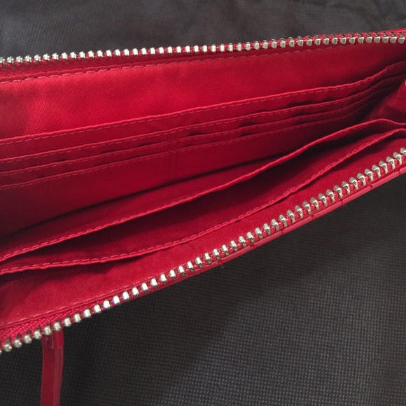 💯% Authentic Pre-loved Coach Wristlet - Picture 3 of 4