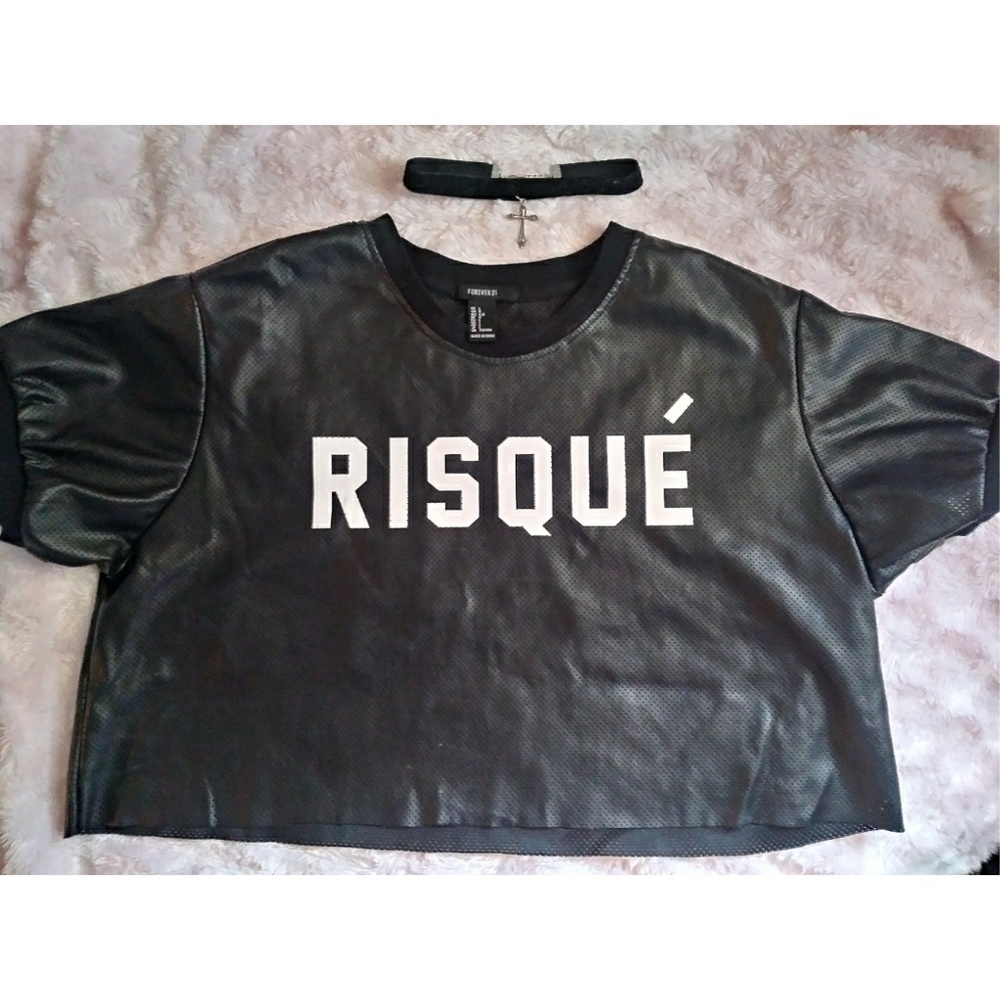 Crop top "Risque" ✝