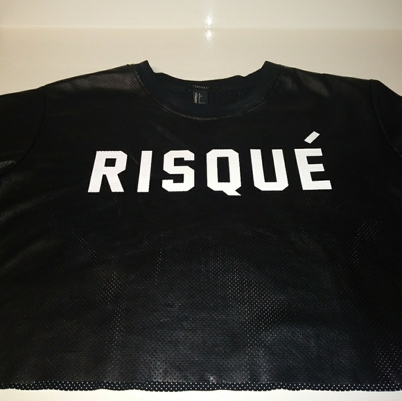 Crop top "Risque" ✝ - Picture 2 of 3