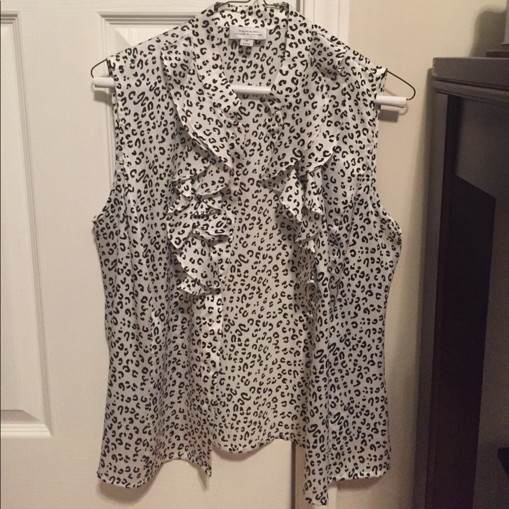 Tahari blouse