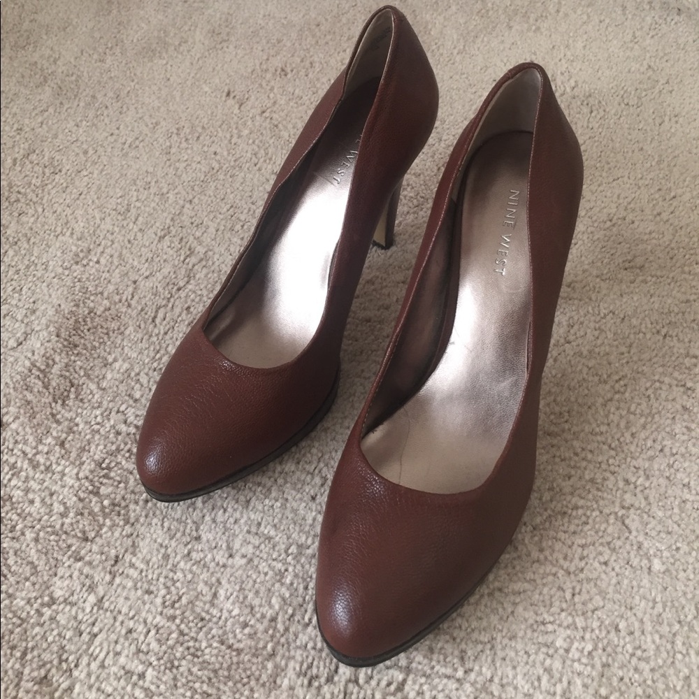 Nine West Rocha Brown Platform Heels!