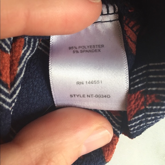 Travel-friendly Navy and Red Striped Top - Picture 6 of 6