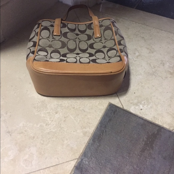 Coach purse - Picture 3 of 5