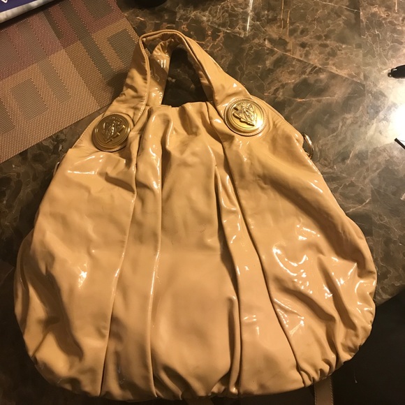 Gucci satchel .. Has been worn. In good condition. - Picture 1 of 4