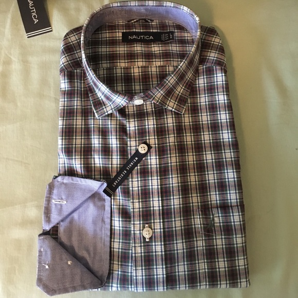 Nautica plaid wrinkle resistant - Picture 1 of 2