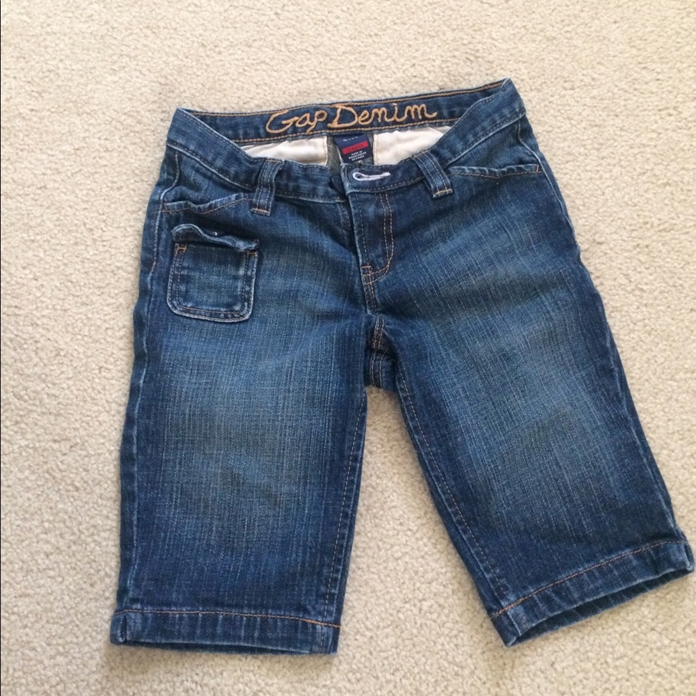 Girls Gap shorts