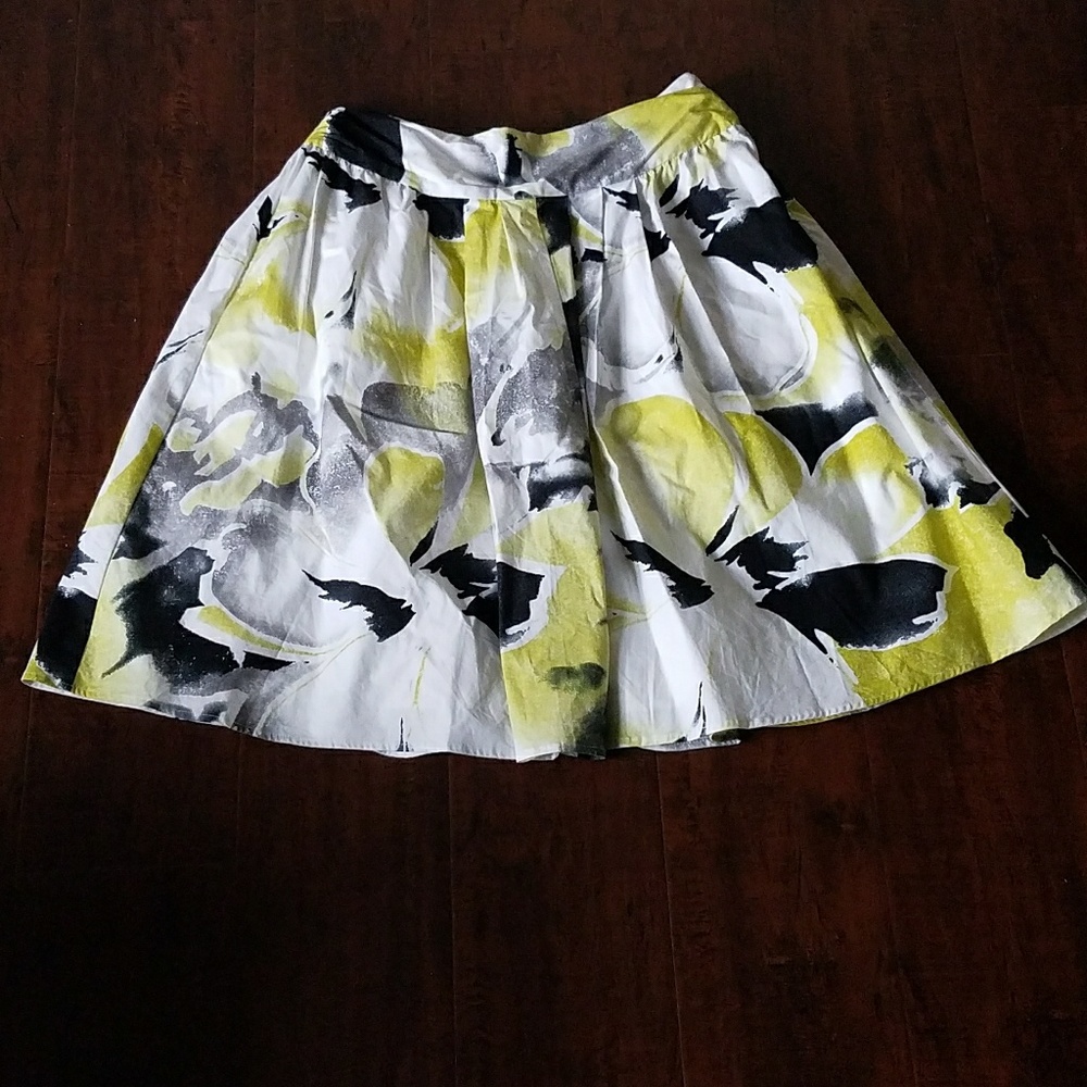 Abstract skirt