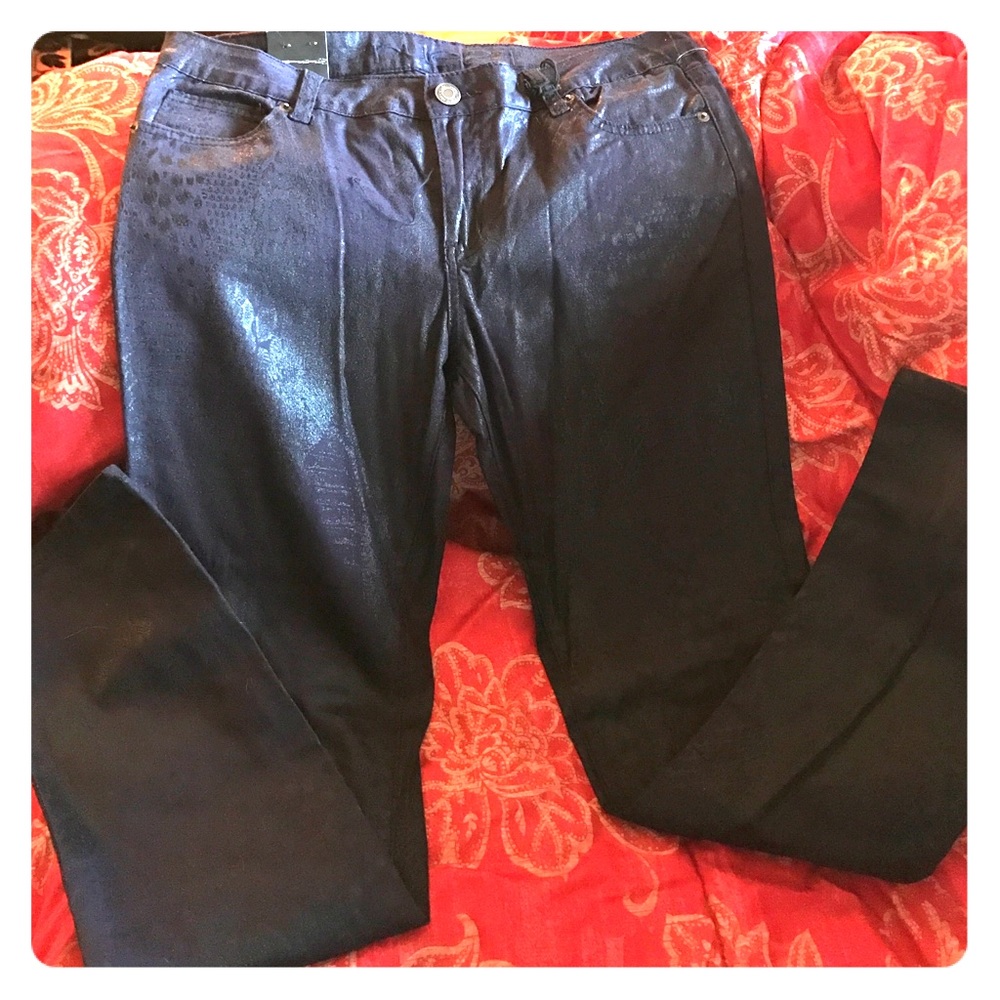 Skinny jeans
