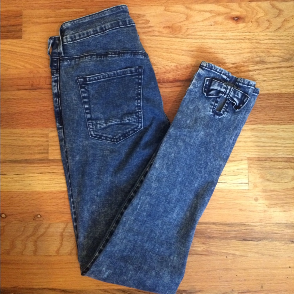 Kendall and Kylie High Rise Skinny jeans