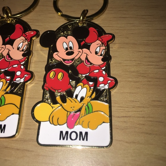 NWT Authentic Disney keychain -Choose 1 - Picture 3 of 5