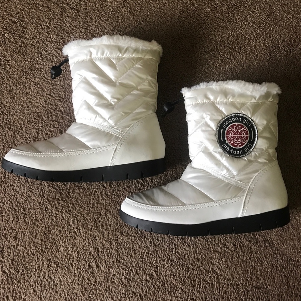 Madden Girl, off white snow boots