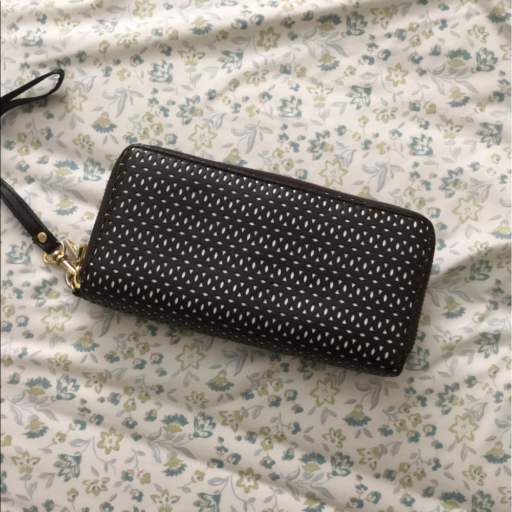 Urban outfitters wallet brown