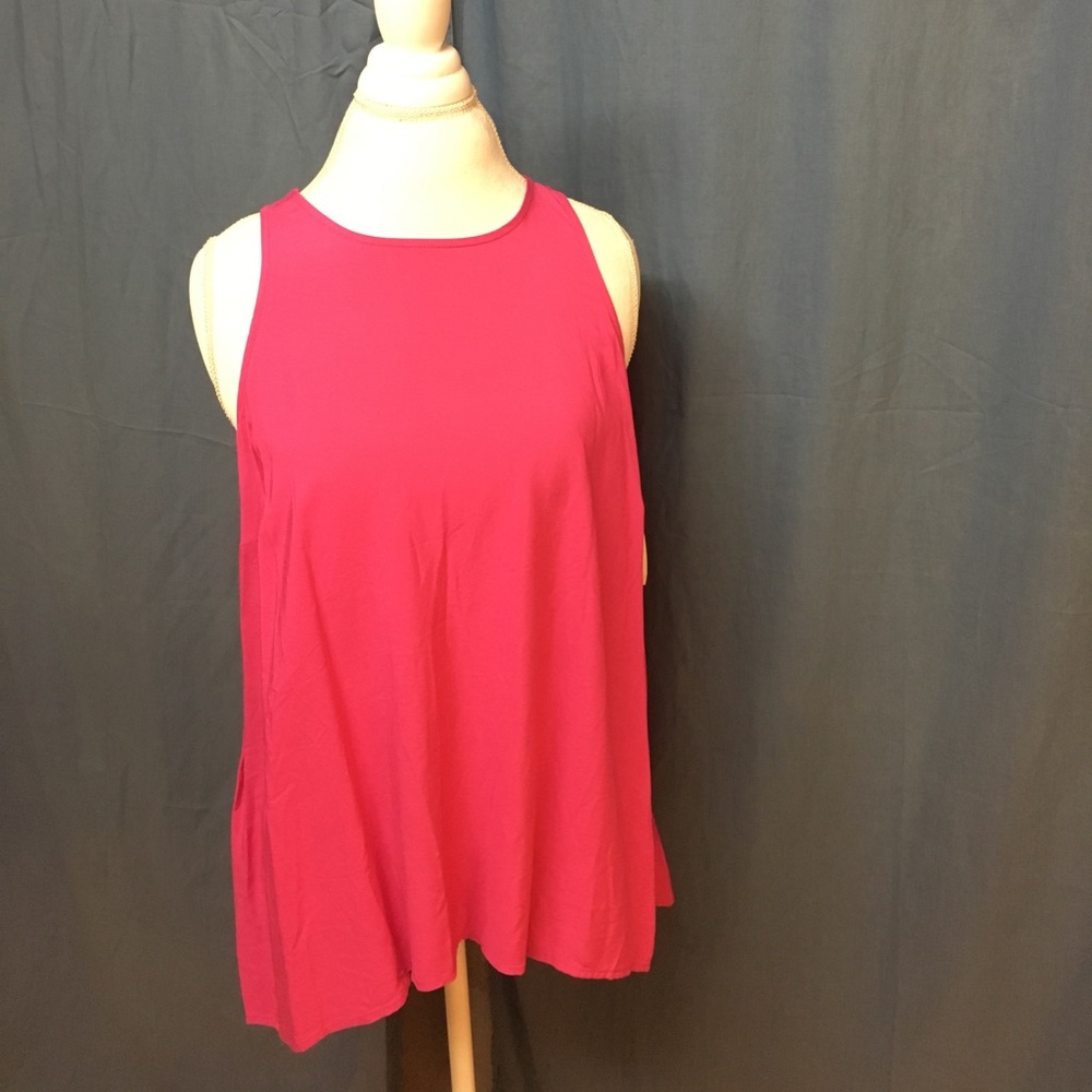 Pink tank top