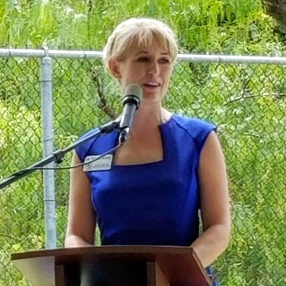 Meet your Posher, Tiffany