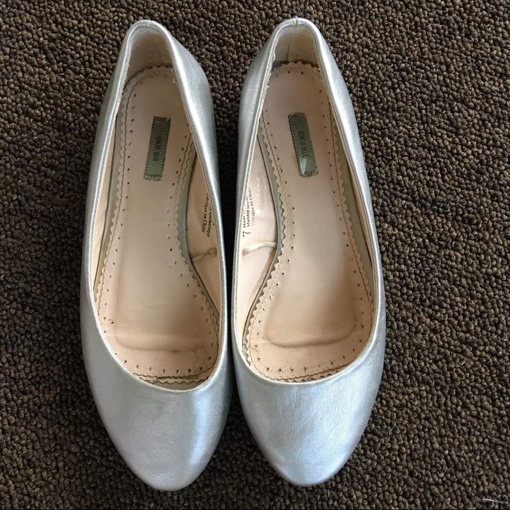 Silver Ballet Flats Size 7, Great Condition